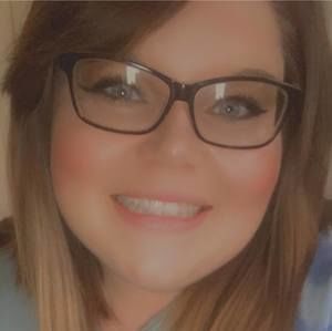 Meet your Posher, Katelyn